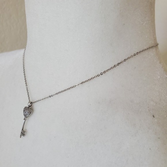 Chomel Silver Tone Cubic Zirconia Key Statement Necklace Dainty Feminine - Picture 3 of 10